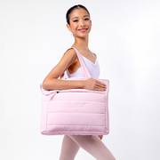 Medium tote bag with zipper