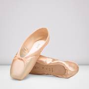 Demi Pointe Shoe