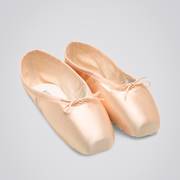 Demi Pointe Shoe